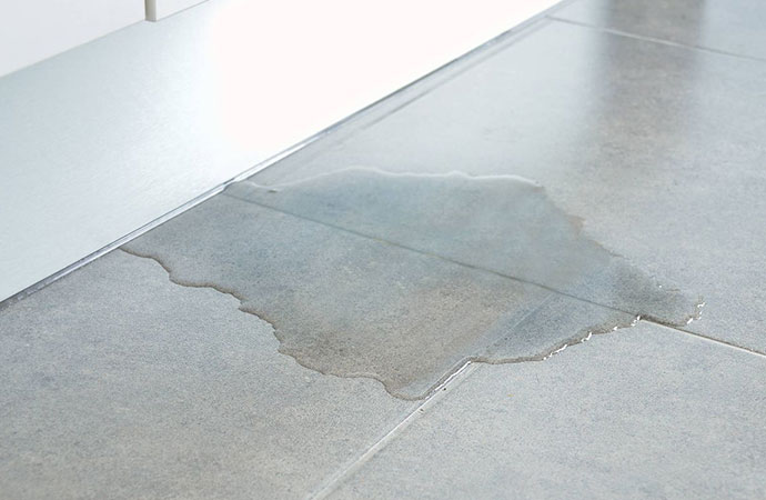 First Steps When Dealing With a Slab Leak Are Critical